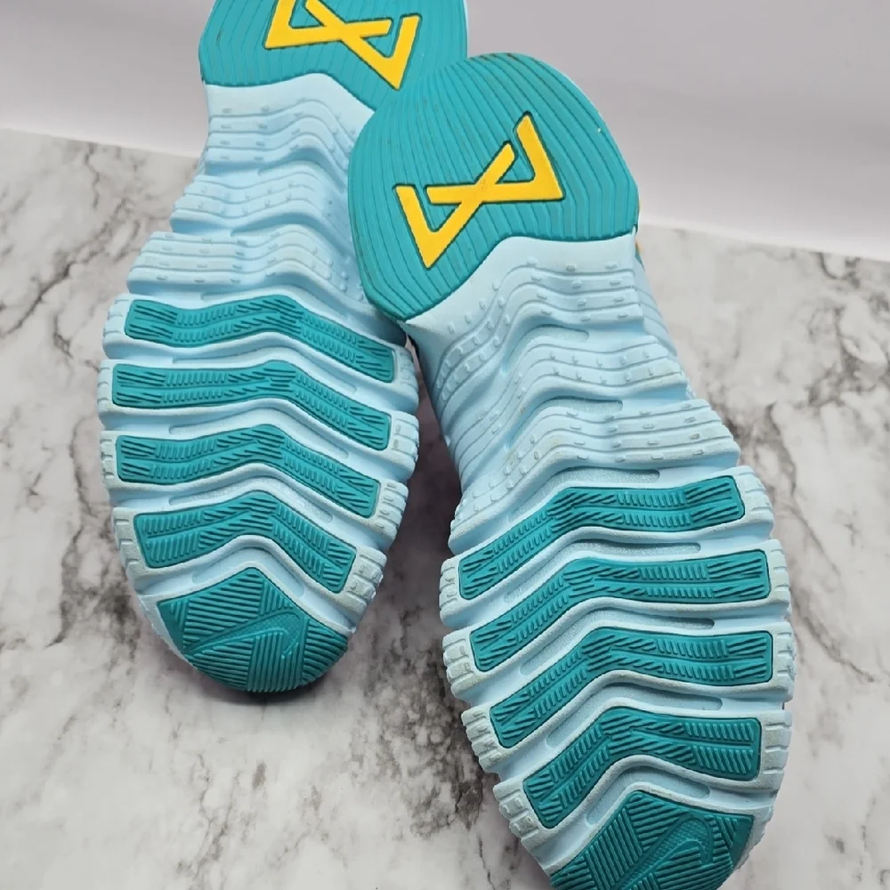 Nike Metcon Free Purple Running Sneakers with Teal & Yellow Accents - Picture 5 of 5